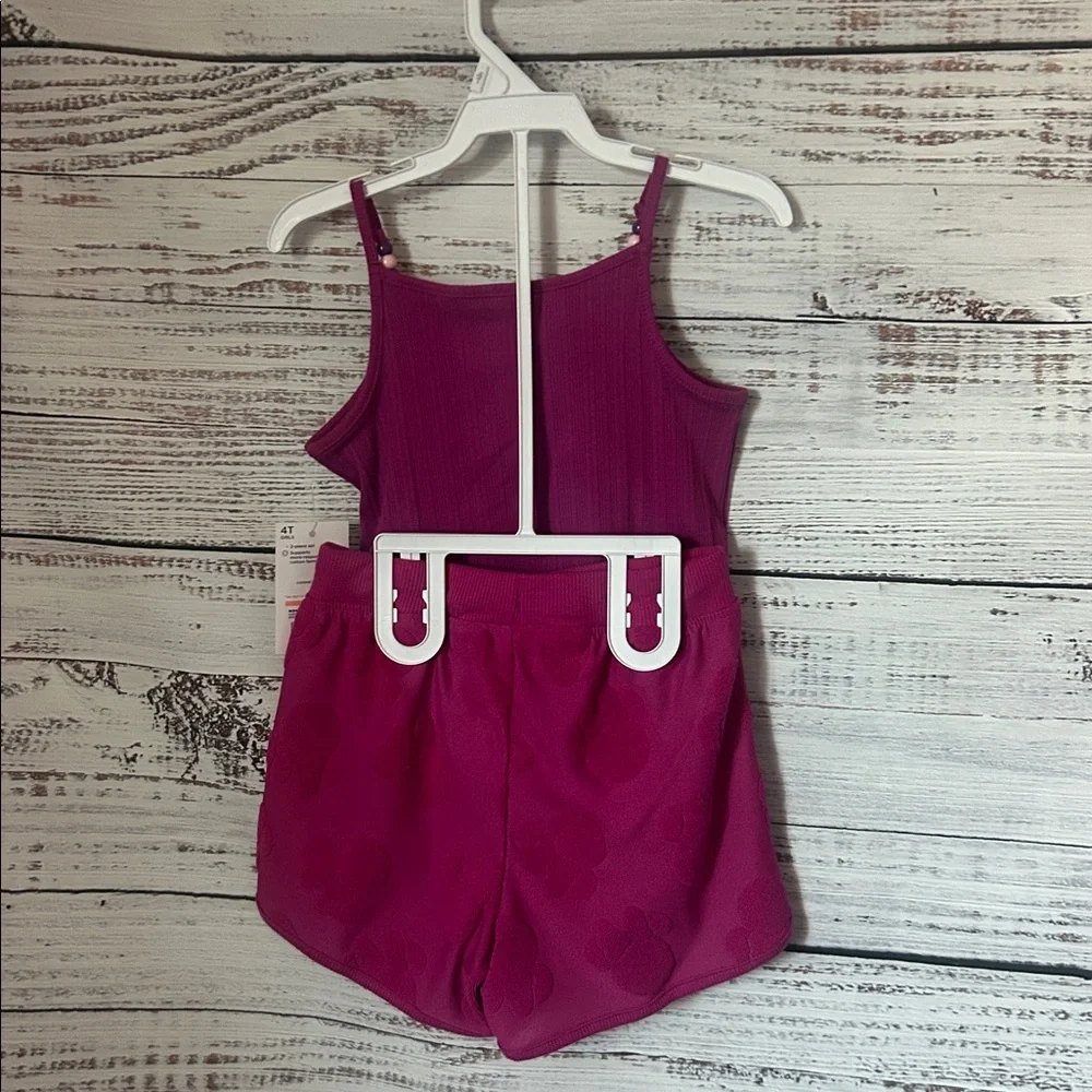 NWT Minnie Mouse tank top and shorts set size 4t